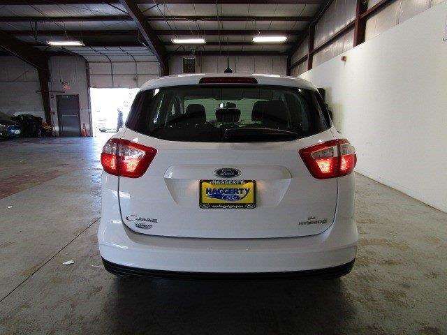 Ford C-Max Hybrid 2016 photo 5